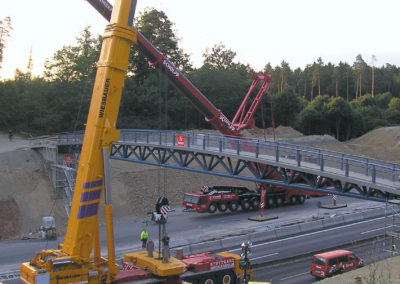Jägersteg über A8 bei Wurmberg