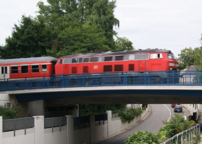 Geh- und Radwegbrücke über die Lindenbadunterführung